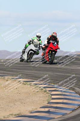 media/Nov-16-2025-Race Pace (Sun) [[8c5fa54630]]/Verified Riders/1-Turns 9 and 10 (925am)/